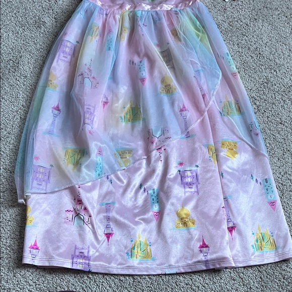 Disney Magical Castle Nightgown in Pastel Rainbow - Size 7/8 - Picture 4 of 6
